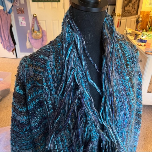 Free People Sweater - Picture 8 of 9